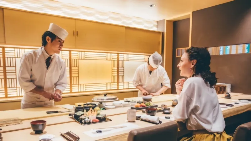 Bagian dalam sebuah restoran sushi tradisional yang mewah
